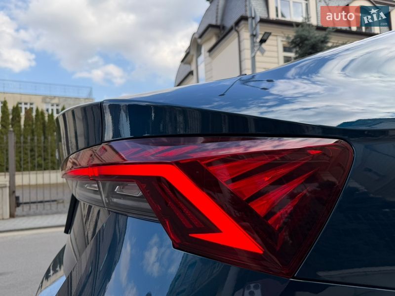 Лифтбек Skoda Octavia 2021 в Киеве