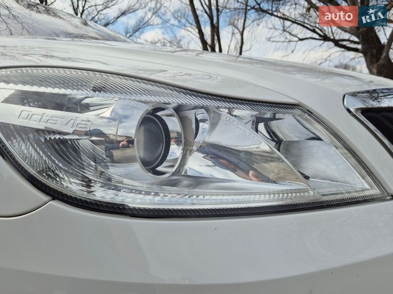 Универсал Skoda Octavia 2011 в Ирпене