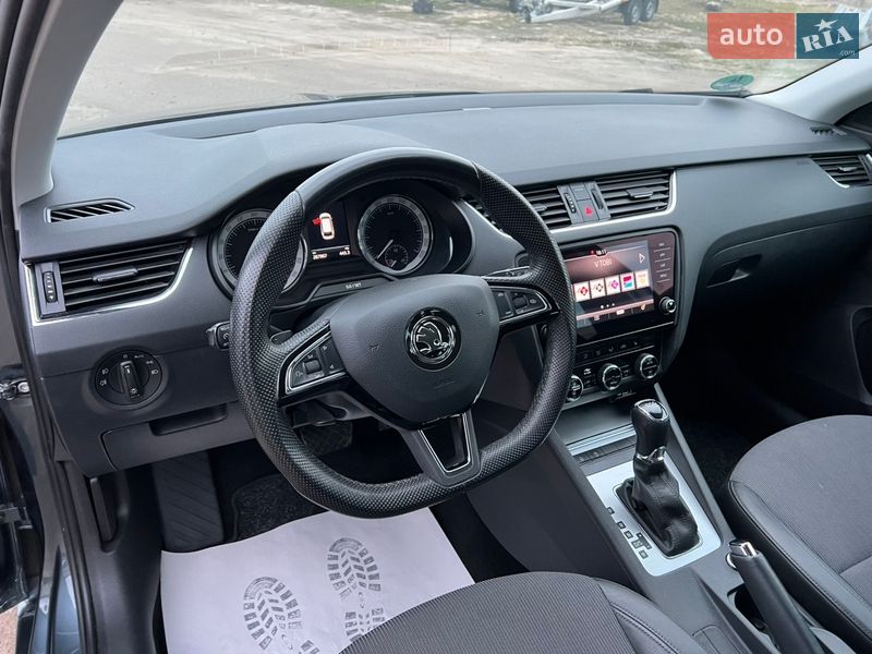 Универсал Skoda Octavia 2019 в Радивилове фото 25 Универсал Skoda Octavia 2019 в Радивилове
