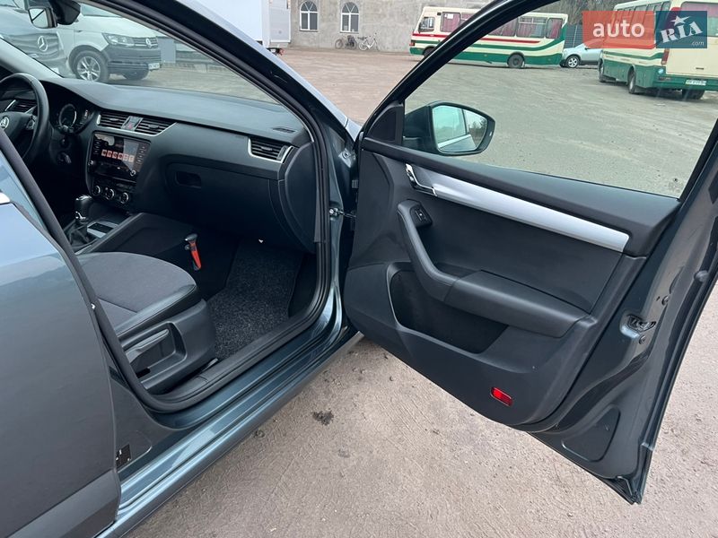 Универсал Skoda Octavia 2019 в Радивилове фото 35 Универсал Skoda Octavia 2019 в Радивилове