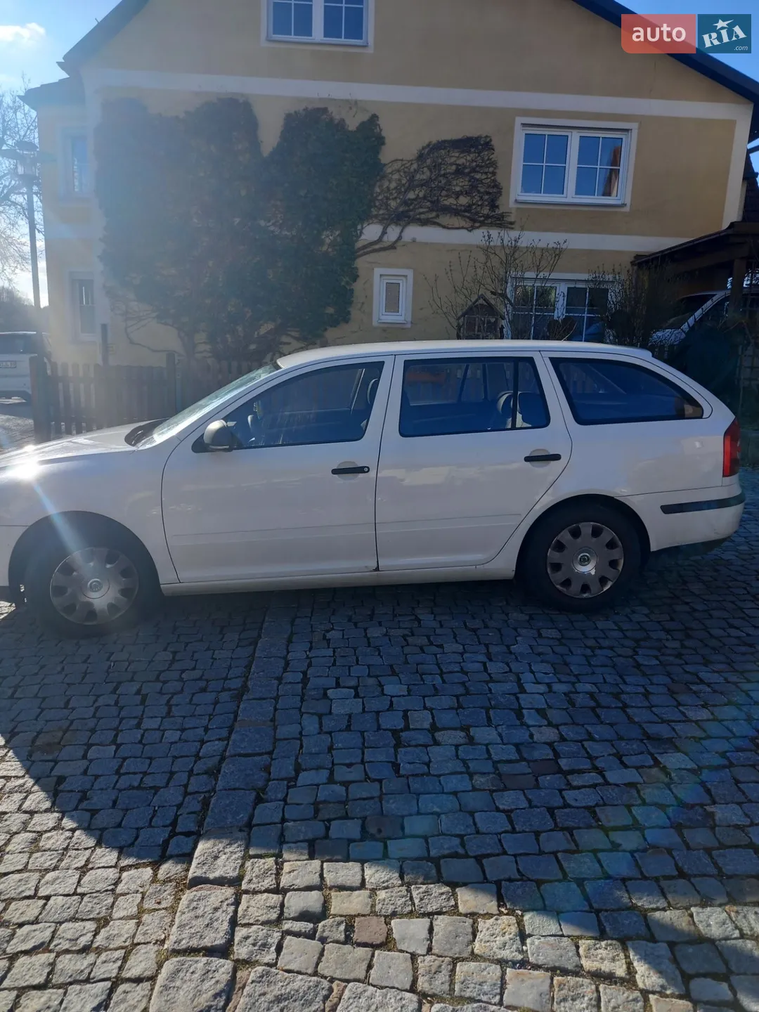 2011 Skoda Octavia - мініатюра 10