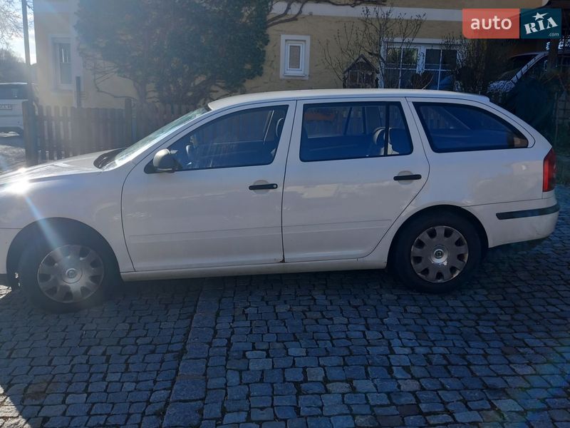 Универсал Skoda Octavia 2011 в Житомире фото 10 Универсал Skoda Octavia 2011 в Житомире