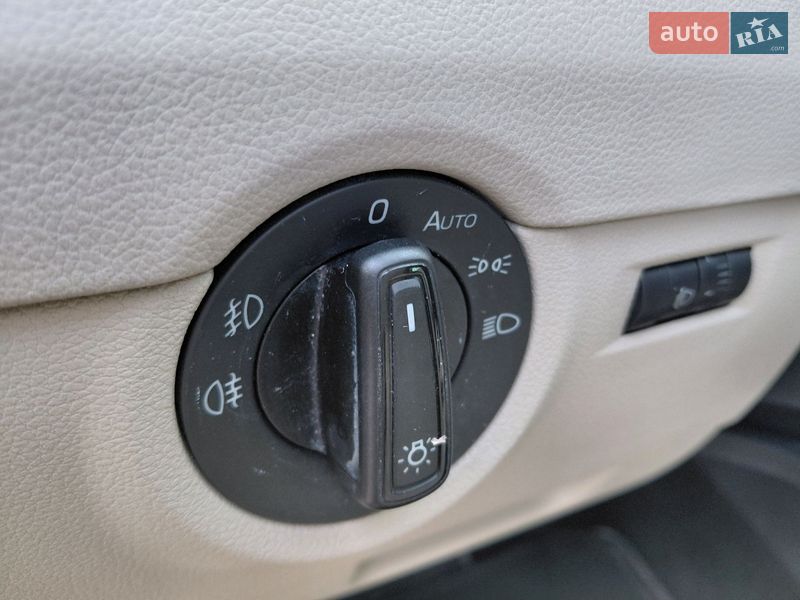 Универсал Skoda Octavia 2013 в Киеве фото 19 Универсал Skoda Octavia 2013 в Киеве