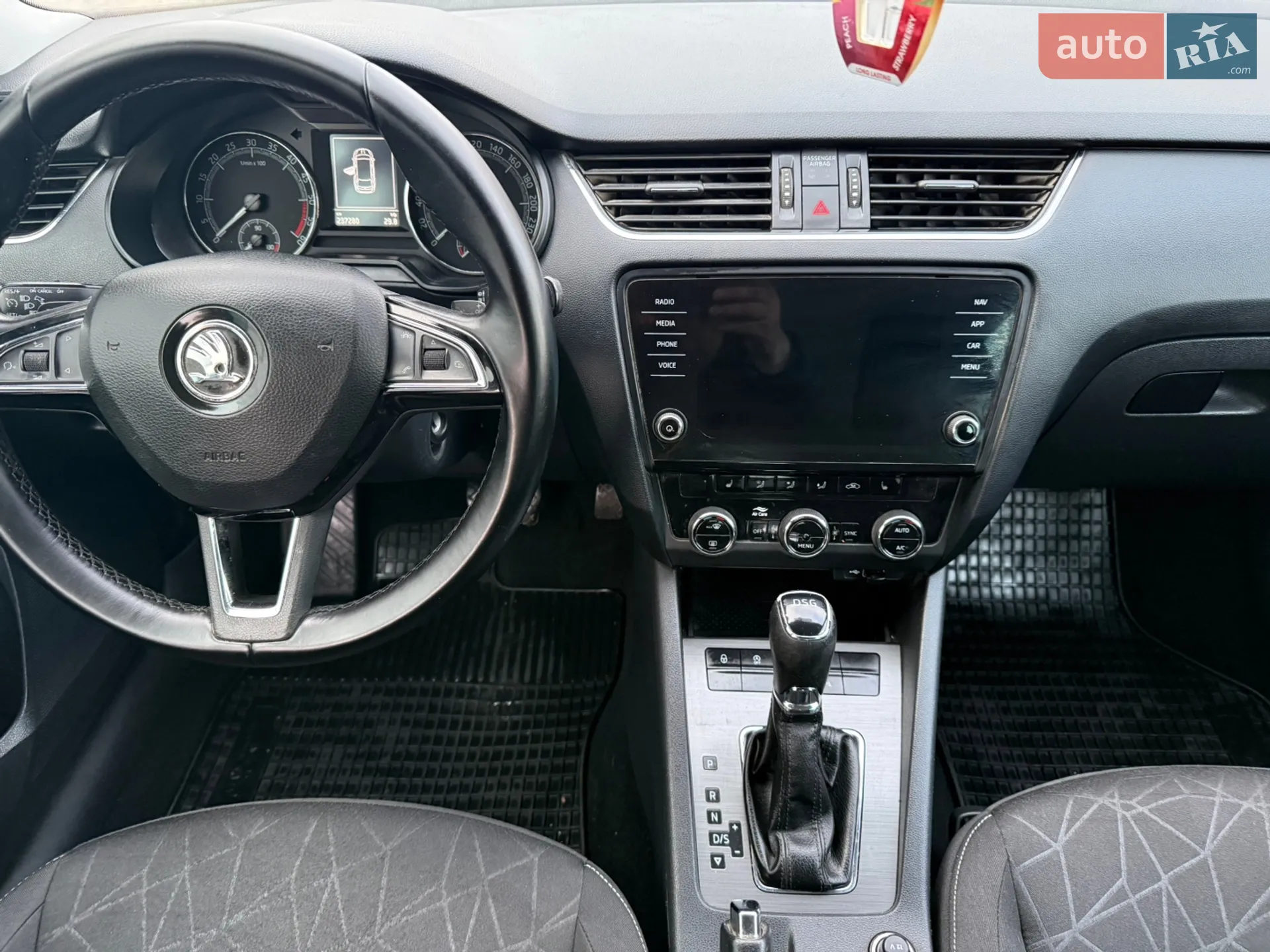 2018 Skoda Octavia - мініатюра 23