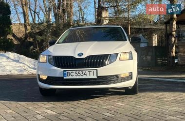 Универсал Skoda Octavia 2020 в Дрогобыче