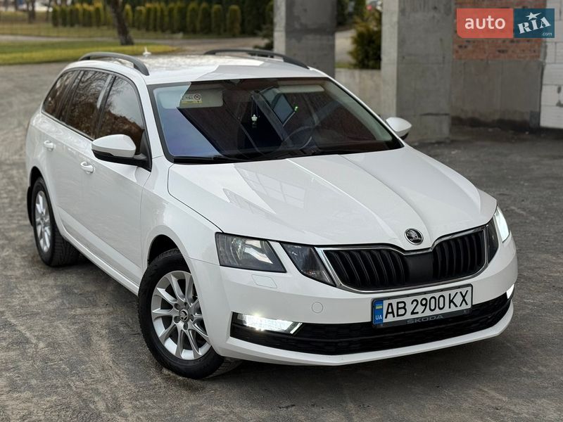 Универсал Skoda Octavia 2017 в Хмельницком