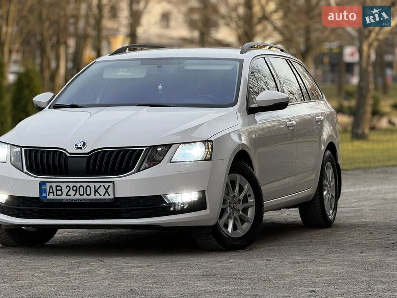 Универсал Skoda Octavia 2017 в Хмельницком
