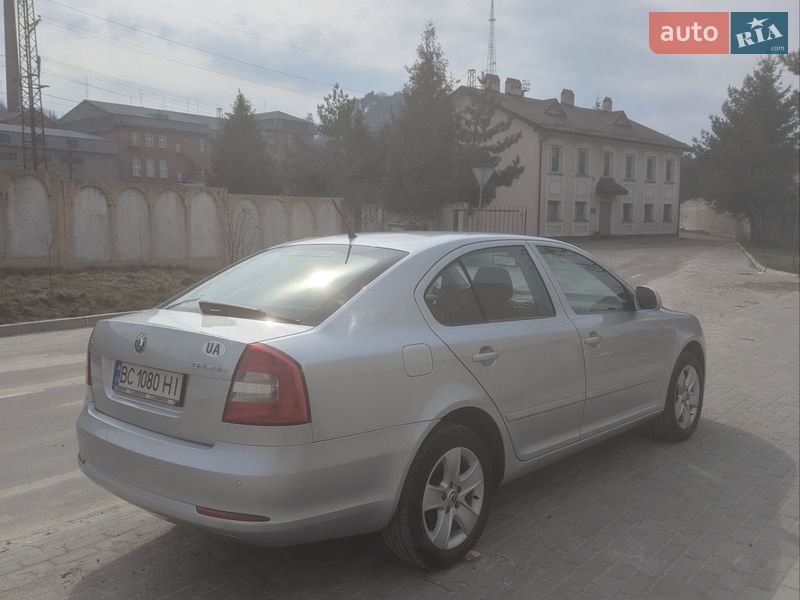 Лифтбек Skoda Octavia 2011 в Львове