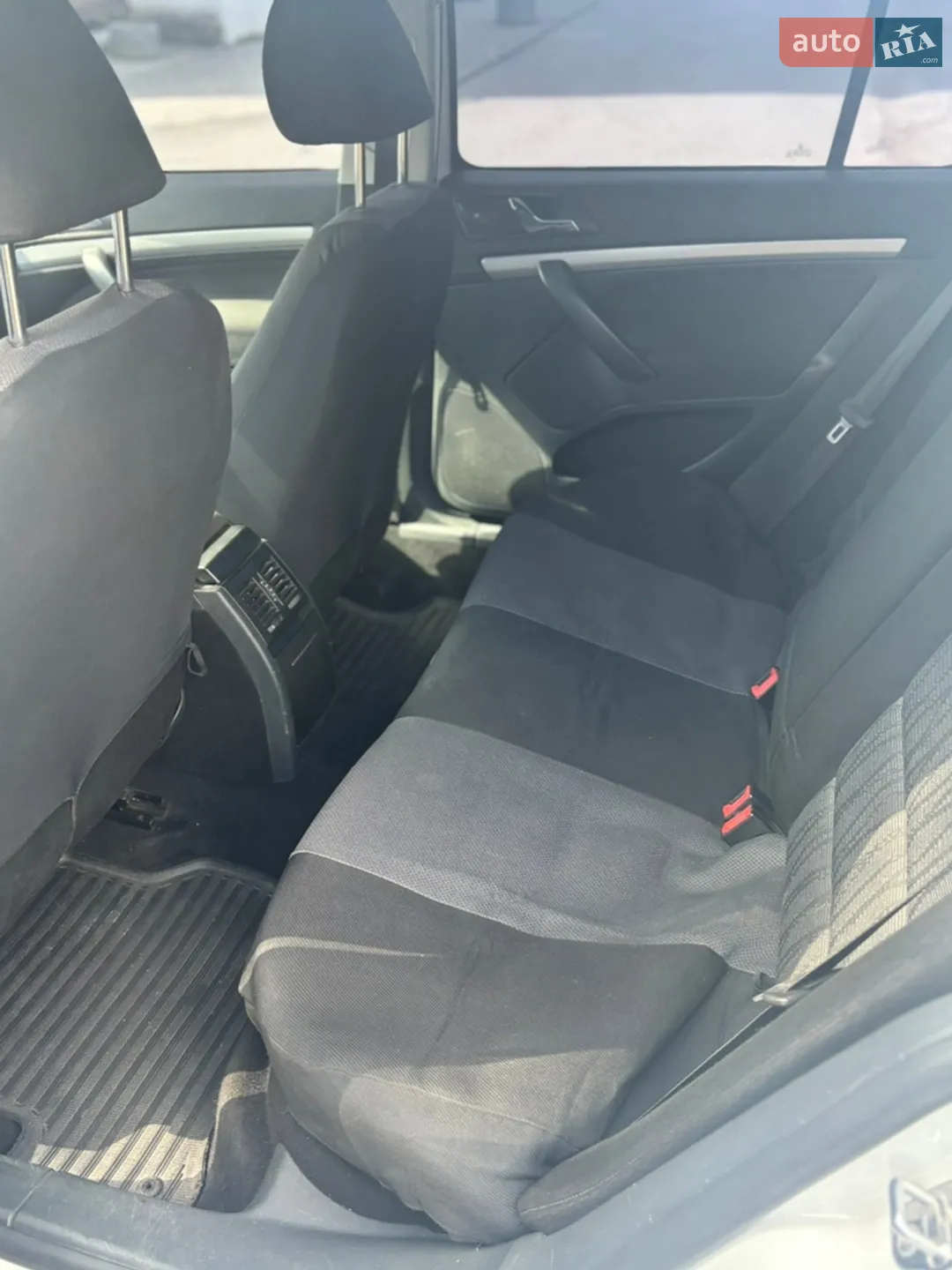 2011 Skoda Octavia - мініатюра 7