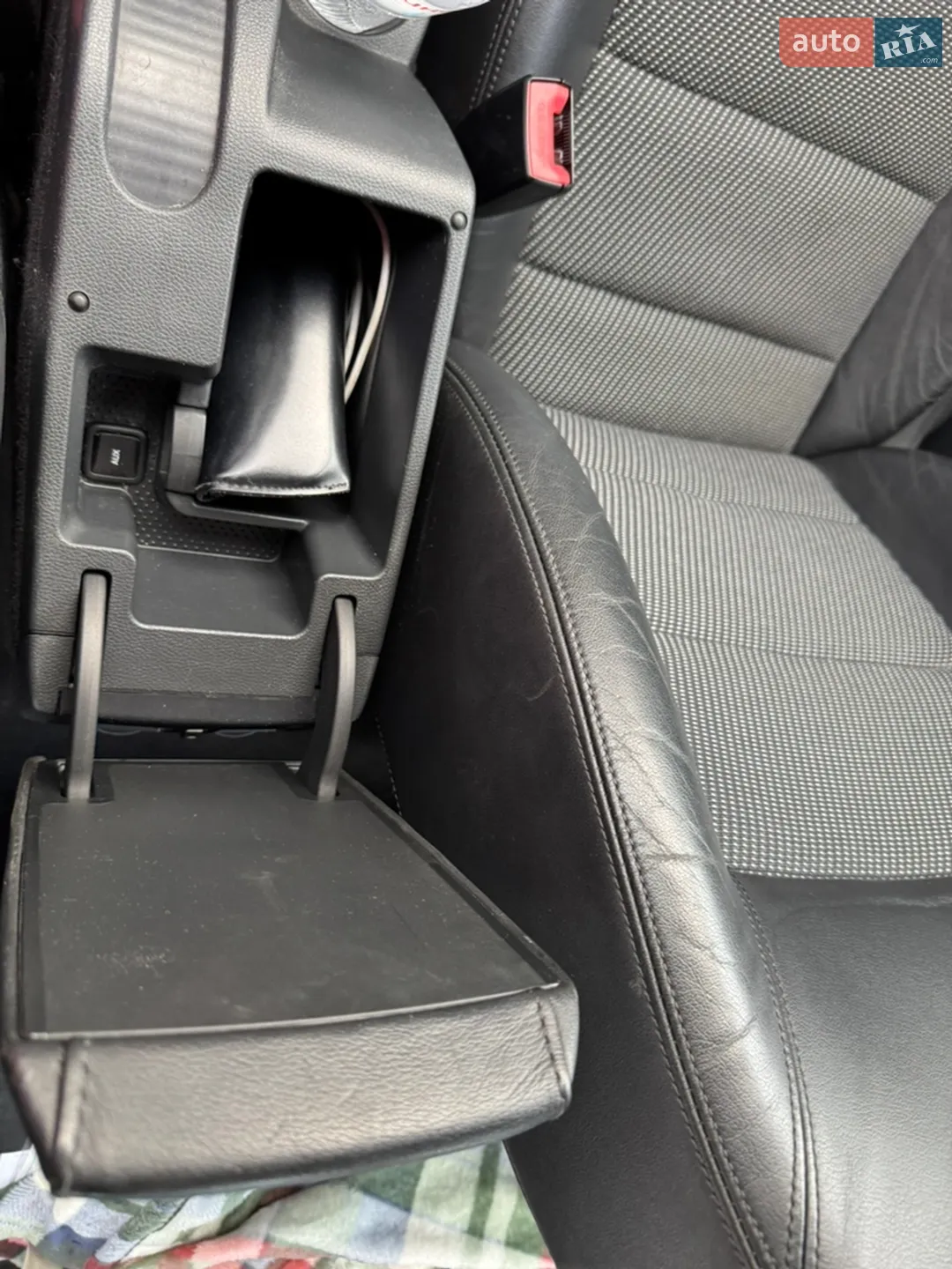 Skoda Octavia 2010 VIN TMBGK61Z8B8019361 фото оголошення 13 з 16