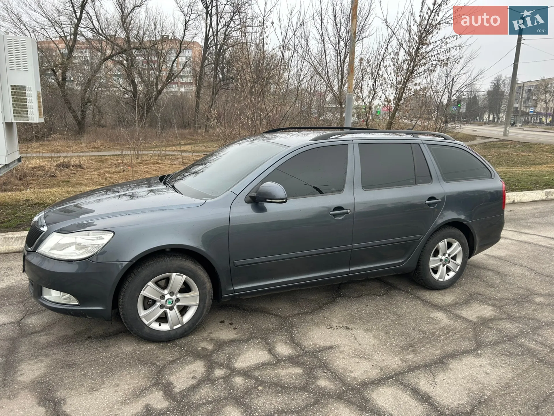 2010 Skoda Octavia - мініатюра 2