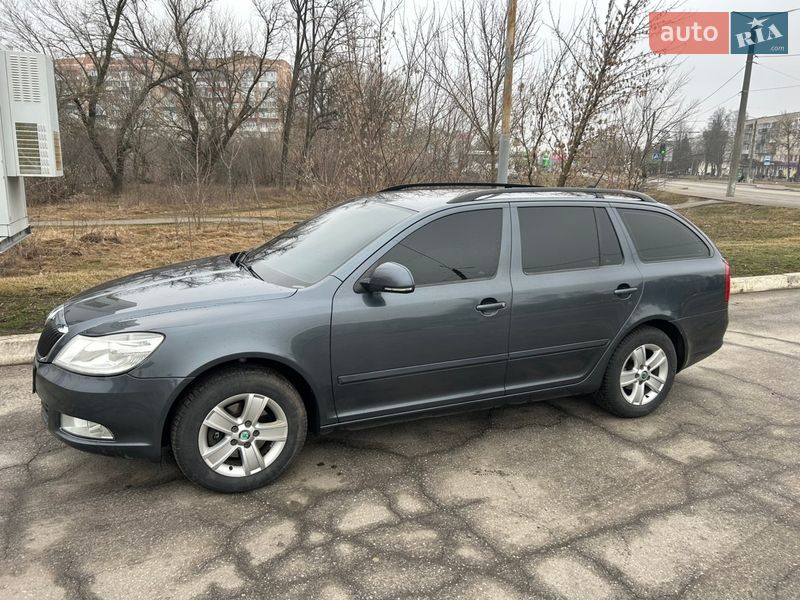 Универсал Skoda Octavia 2010 в Сумах