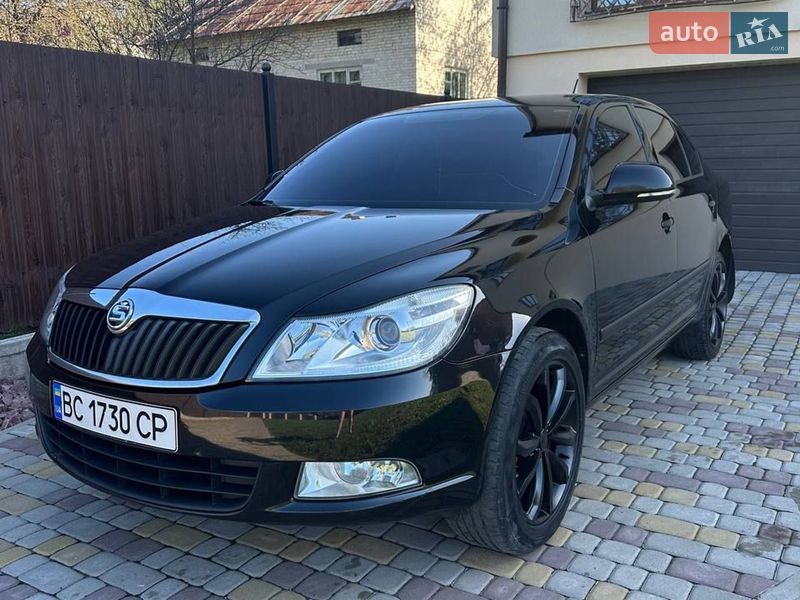 Лифтбек Skoda Octavia 2012 в Львове фото Лифтбек Skoda Octavia 2012 в Львове