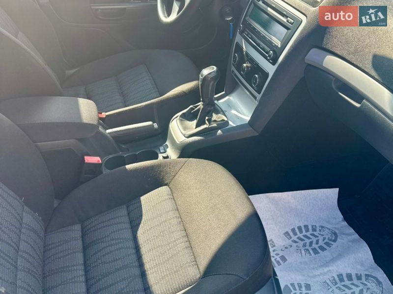 Универсал Skoda Octavia 2011 в Житомире фото 24 Универсал Skoda Octavia 2011 в Житомире