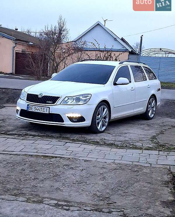Универсал Skoda Octavia 2011 в Николаеве фото 5 Универсал Skoda Octavia 2011 в Николаеве