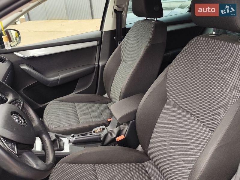Универсал Skoda Octavia 2014 в Чернигове