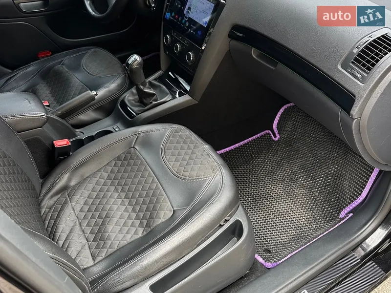 Skoda Octavia 2011 VIN TMBCK41Z4BB154472 фото оголошення 50 з 101