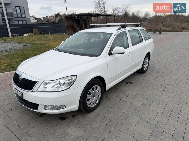 Универсал Skoda Octavia 2012 в Ровно