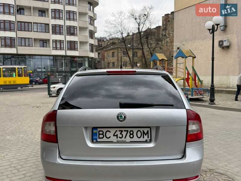 Универсал Skoda Octavia 2011 в Львове