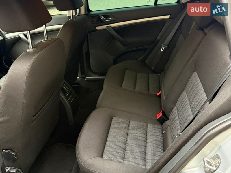 Универсал Skoda Octavia 2011 в Львове