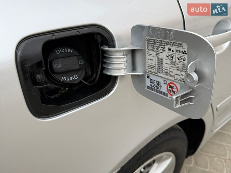 Универсал Skoda Octavia 2011 в Львове