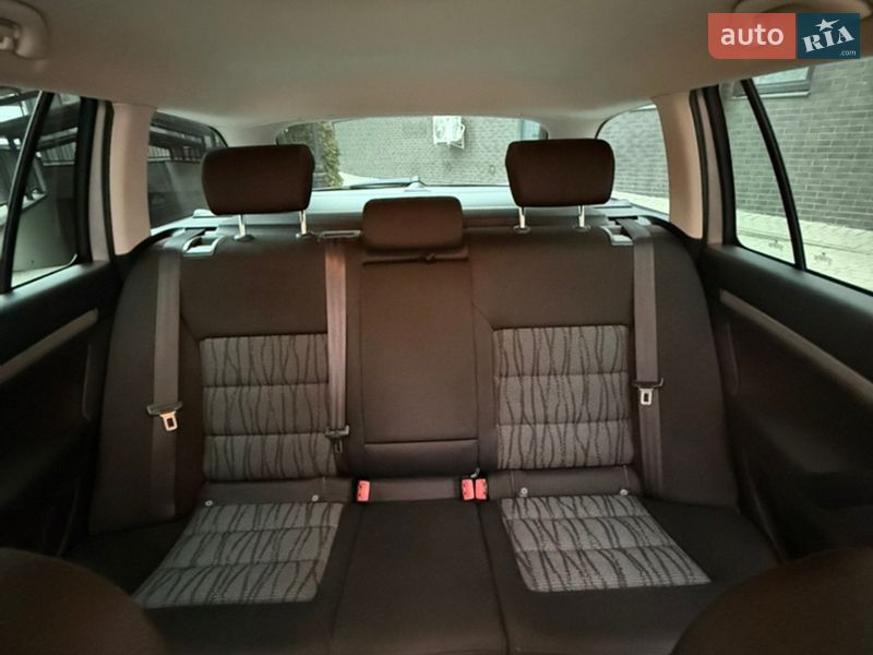 Универсал Skoda Octavia 2011 в Львове