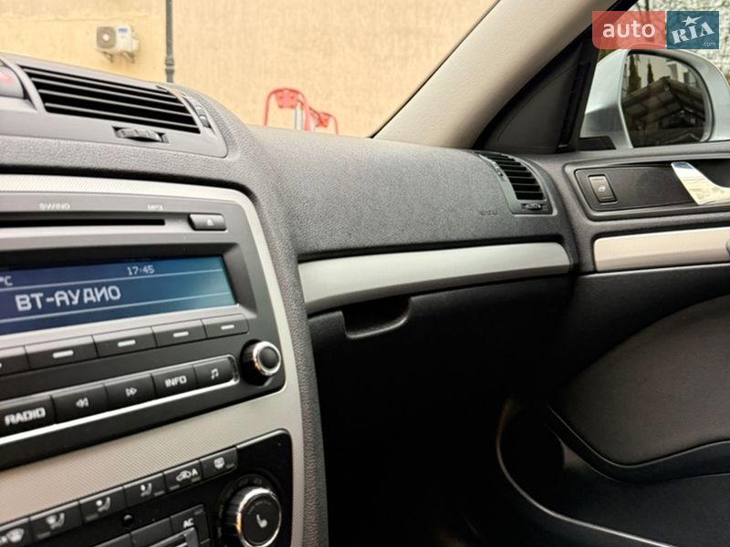 Универсал Skoda Octavia 2011 в Львове