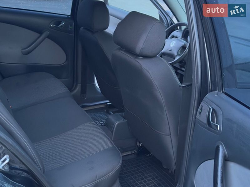 Ліфтбек Skoda Octavia 2005 в Києві