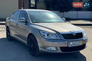 Лифтбек Skoda Octavia 2010 в Виннице