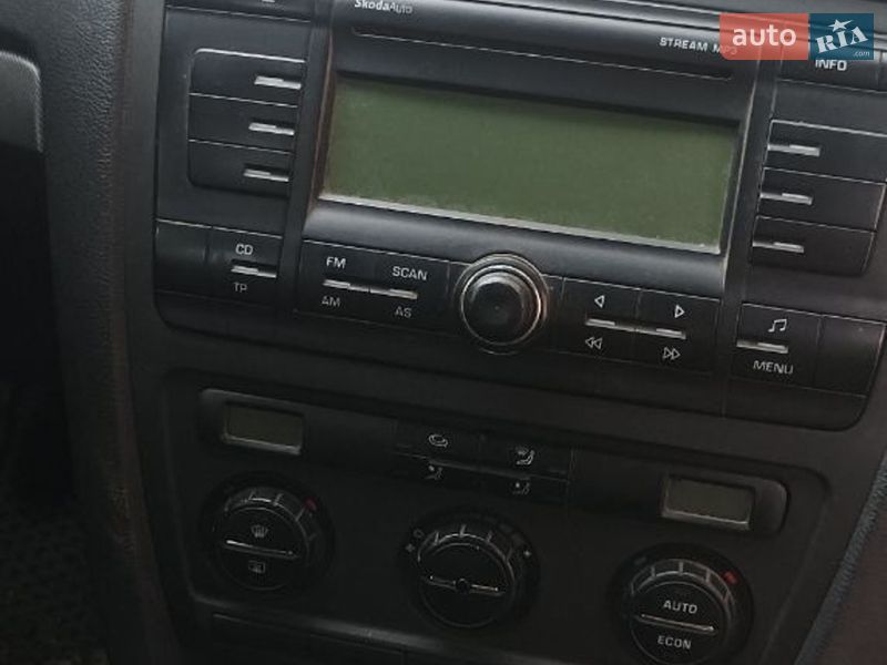 Лифтбек Skoda Octavia 2007 в Казатине