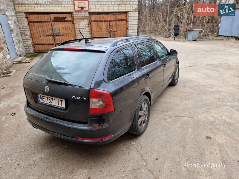 Универсал Skoda Octavia 2012 в Желтых Водах
