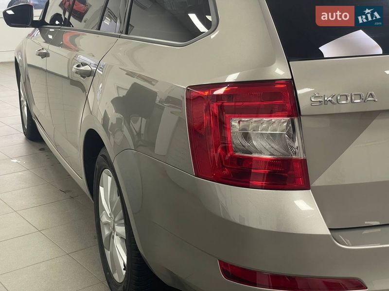 Універсал Skoda Octavia 2016 в Києві