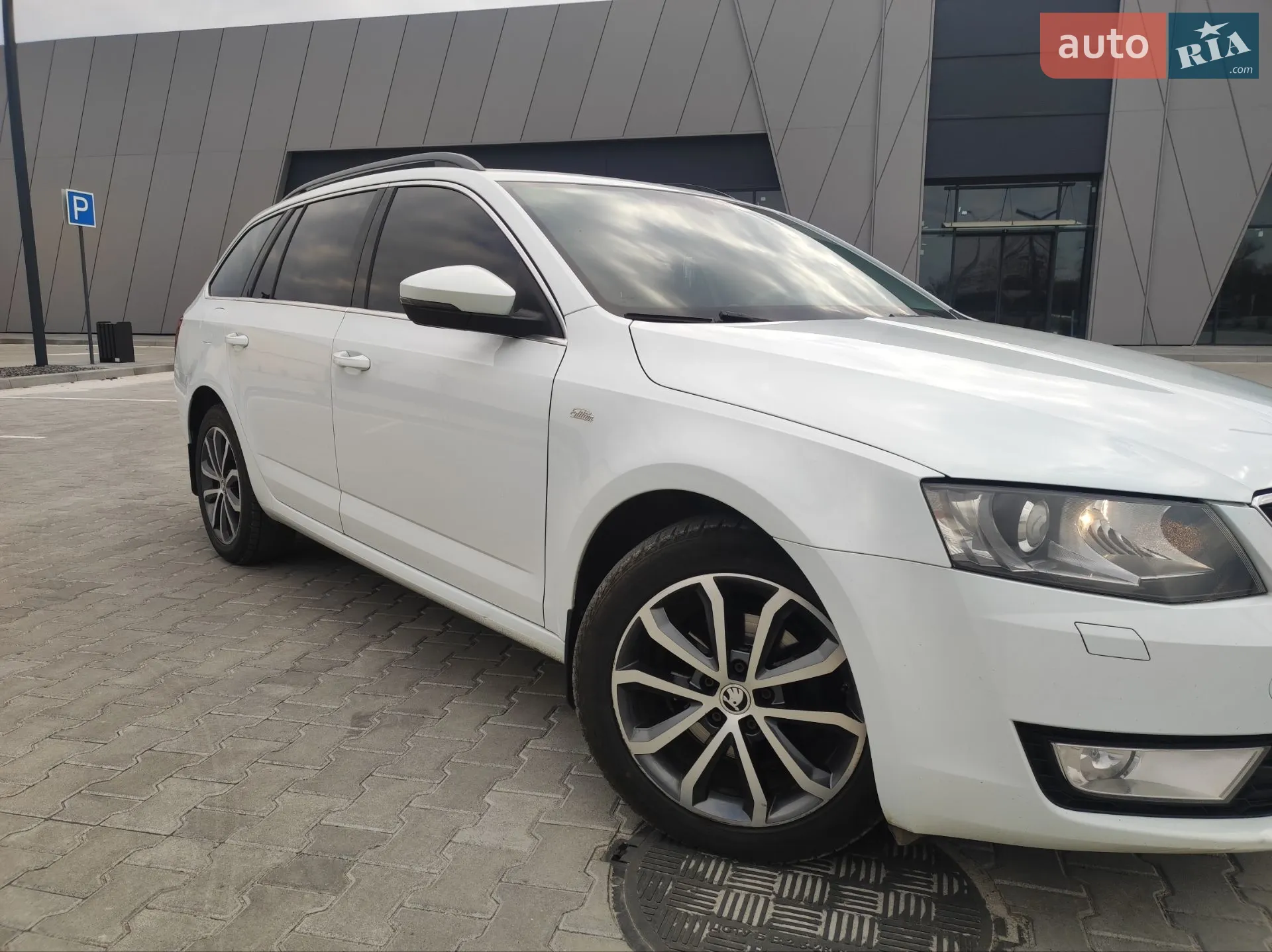 2015 Skoda Octavia - мініатюра 15