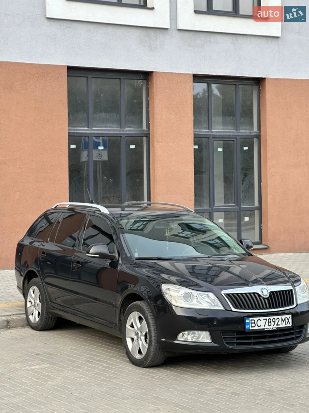 2011 Skoda Octavia - мініатюра 2