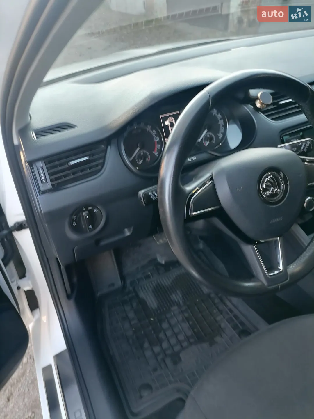 2018 Skoda Octavia - мініатюра 3