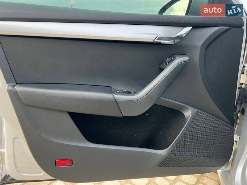 Лифтбек Skoda Octavia 2014 в Львове фото 15 Лифтбек Skoda Octavia 2014 в Львове