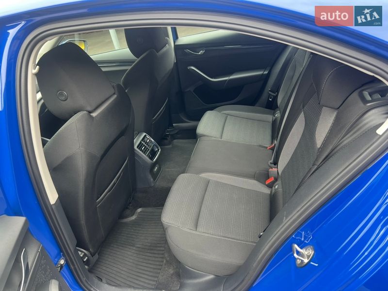 Лифтбек Skoda Octavia 2021 в Киеве