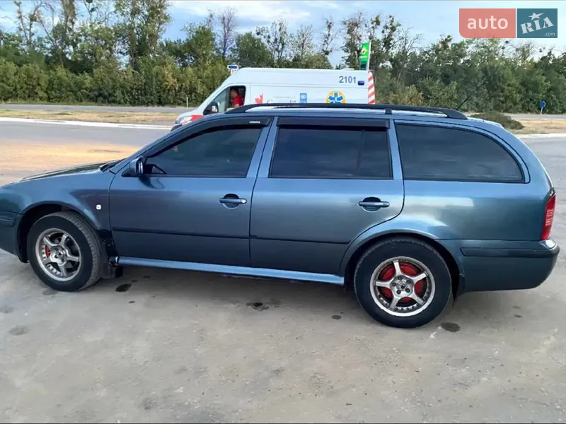 Skoda Octavia 2004 VIN TMBJX41U948762596 фото оголошення 7 з 49