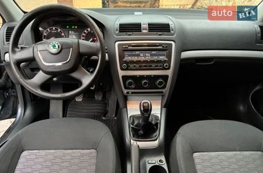 Лифтбек Skoda Octavia 2012 в Тячеве