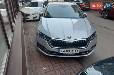 Универсал Skoda Octavia 2021 в Киеве
