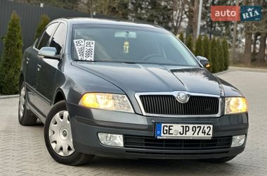 Ліфтбек Skoda Octavia 2004 в Самборі