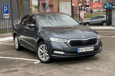 Лифтбек Skoda Octavia 2021 в Киеве