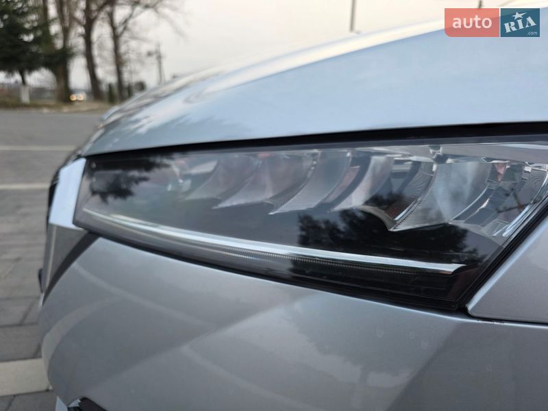 Ліфтбек Skoda Octavia 2024 в Самборі