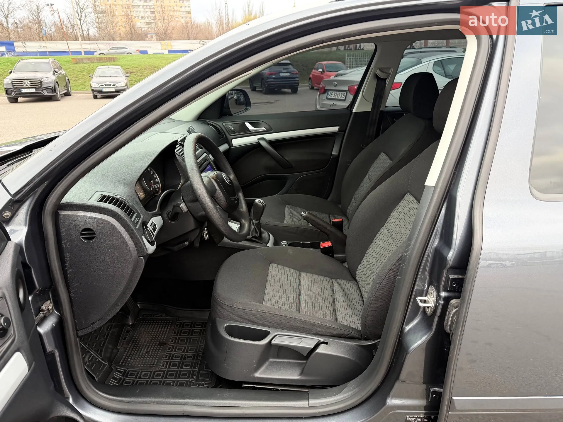 2010 Skoda Octavia - мініатюра 27
