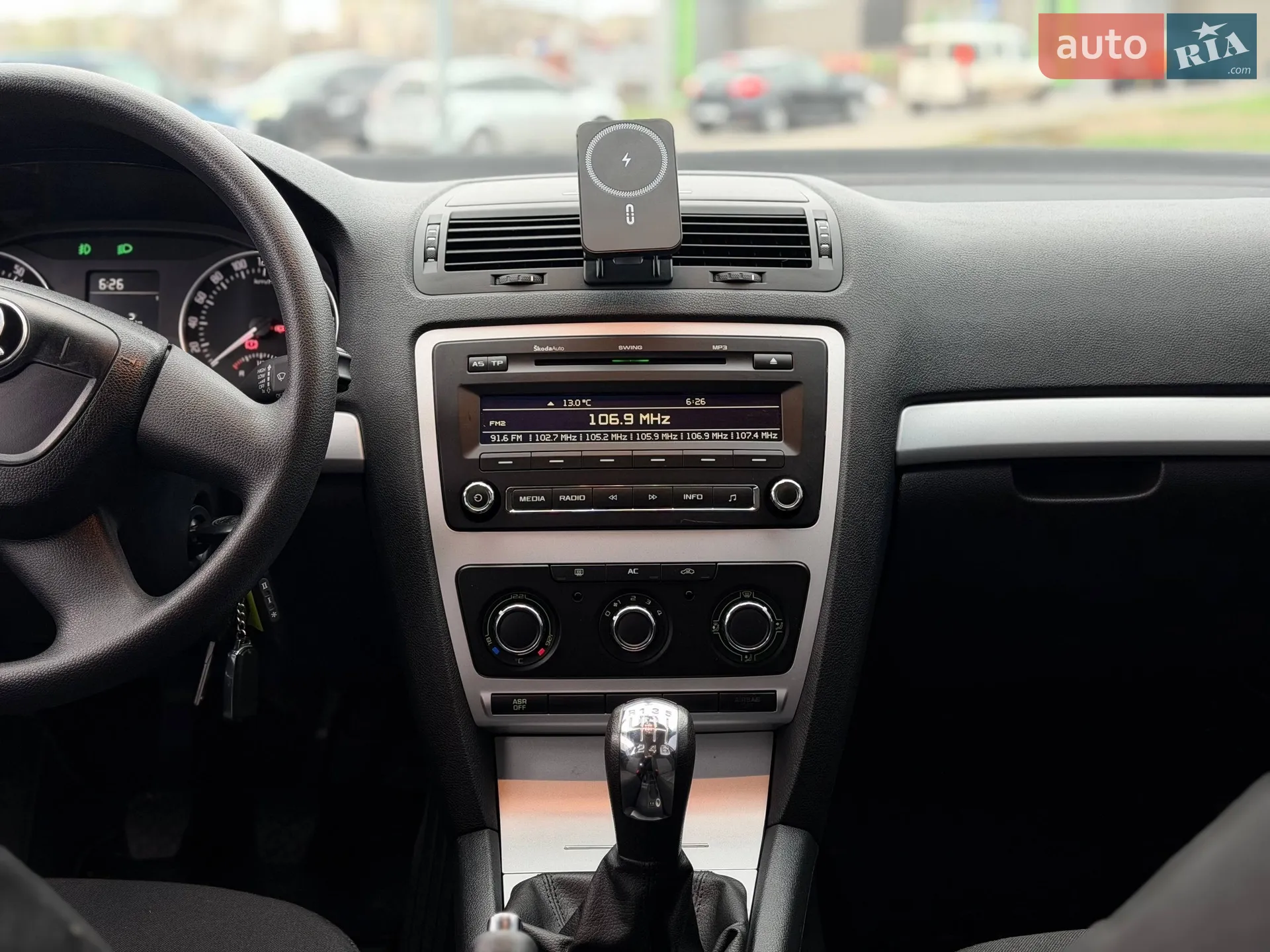 2010 Skoda Octavia - мініатюра 40