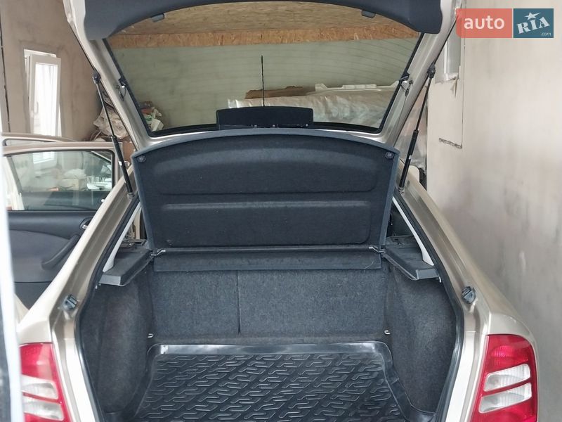 Лифтбек Skoda Octavia 2006 в Ивано-Франковске фото 11 Лифтбек Skoda Octavia 2006 в Ивано-Франковске