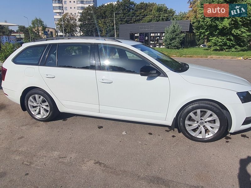 Універсал Skoda Octavia 2017 в Львові