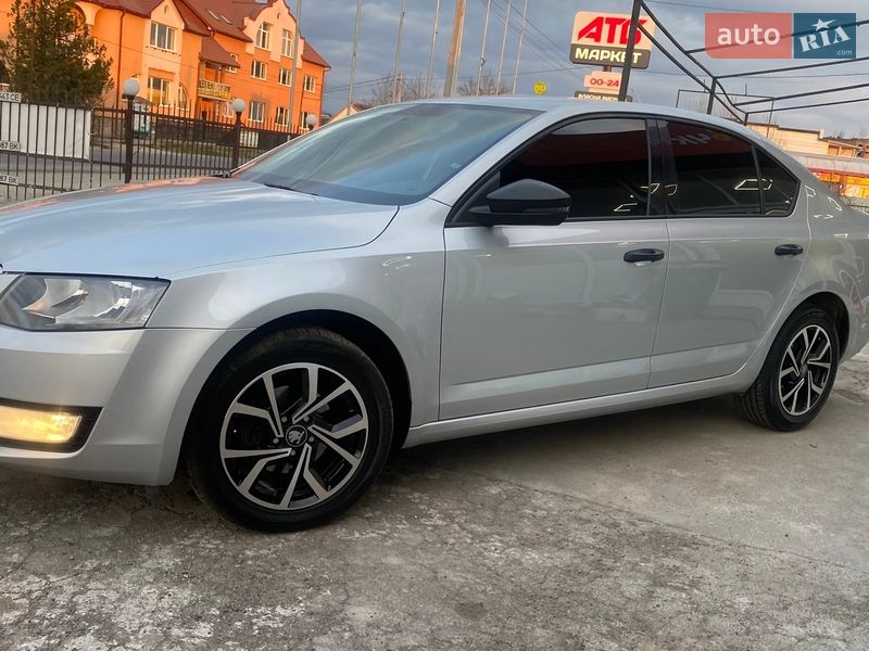Лифтбек Skoda Octavia 2016 в Тячеве фото 12 Лифтбек Skoda Octavia 2016 в Тячеве