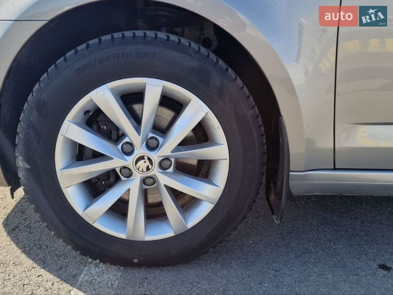 Лифтбек Skoda Octavia 2017 в Львове