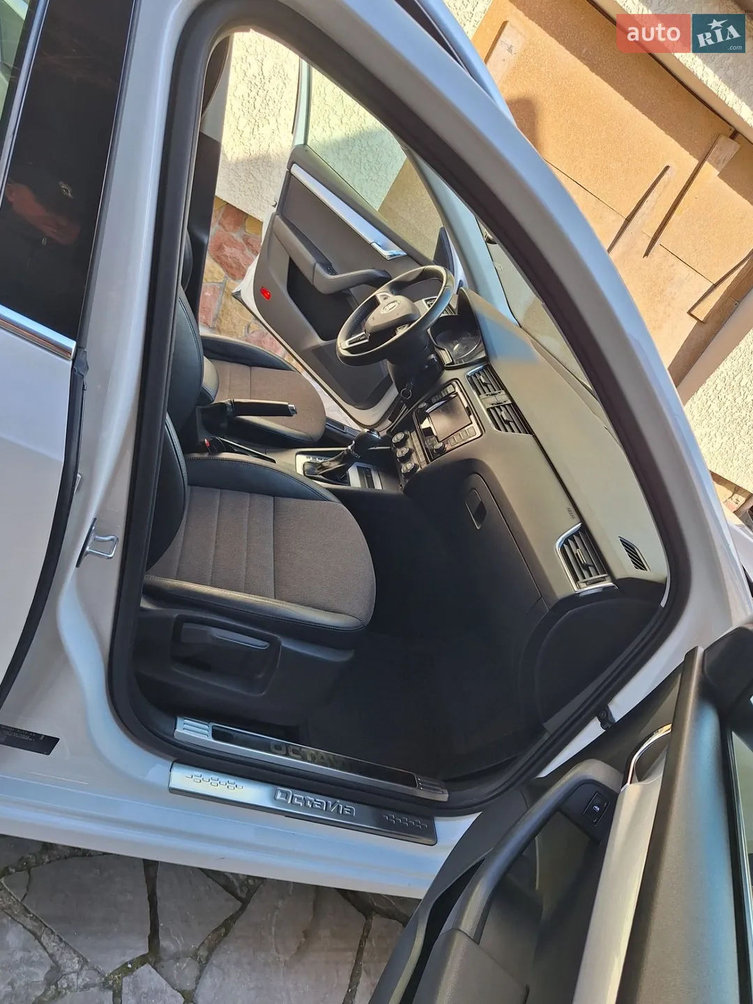 2016 Skoda Octavia - мініатюра 14